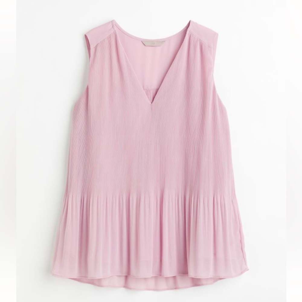 H & M Light Pink Pleated Chiffon Top. NWT